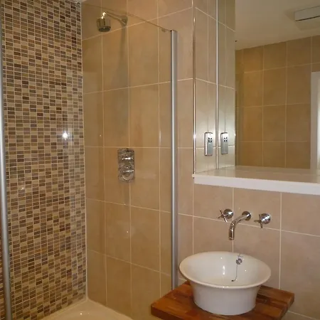 2 Bed By Trident Homes בית נופש