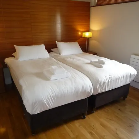 Holiday Lodges 2 Bed *