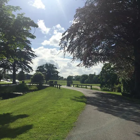 2 Bed By Trident Homes בית נופש