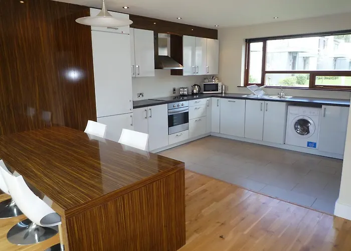 2 Bed By Trident Homes * קאסלמרטיר