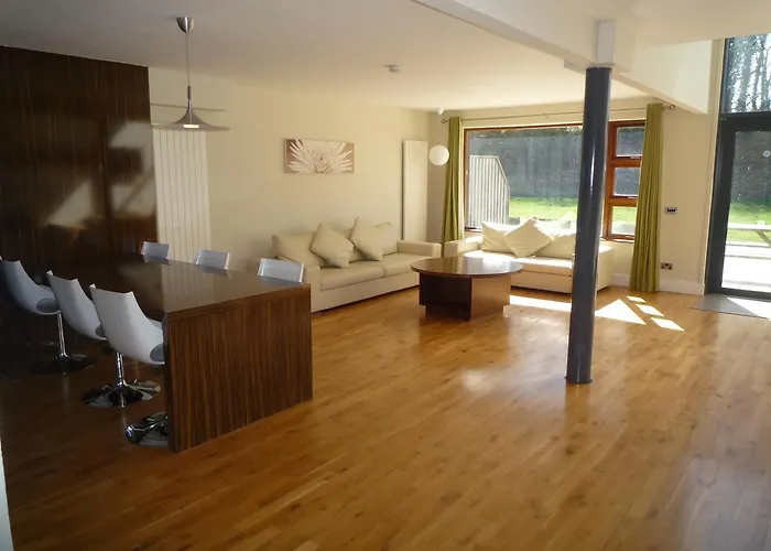 בית נופש 2 Bed By Trident Homes קאסלמרטיר
